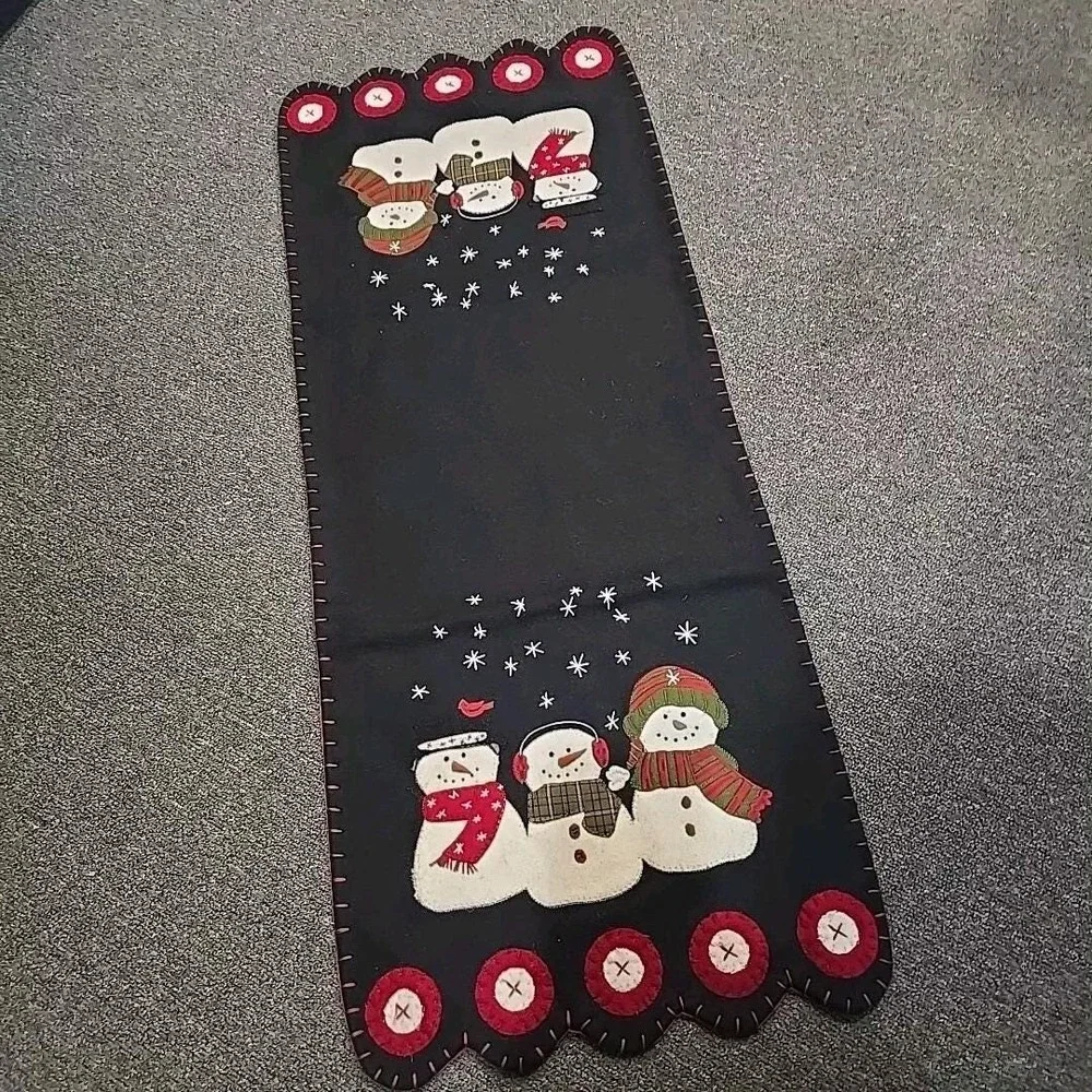 Primitive Raghu Christmas SNOWMAN Penny Rug Table Runner 14